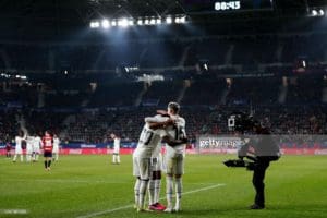 Real Madrid-spillerne varmer op på træningsbanen forud for Copa del Rey-finalen mod Osasuna